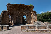 Villa Adriana - La piazza d'oro, il vestibolo.